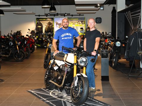 Triumph Lausanne by Moto Evasion — photo 1