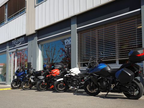 Triumph Lausanne by Moto Evasion — photo 2