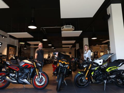 Triumph Lausanne by Moto Evasion — photo 3