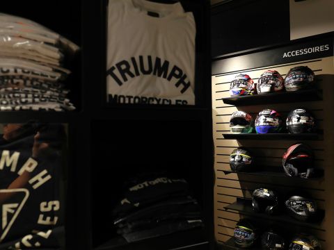 Triumph Lausanne by Moto Evasion — photo 4