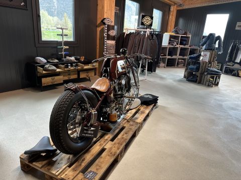 Swiss Kustom Faktory - Indian Valais-Wallis — photo 7